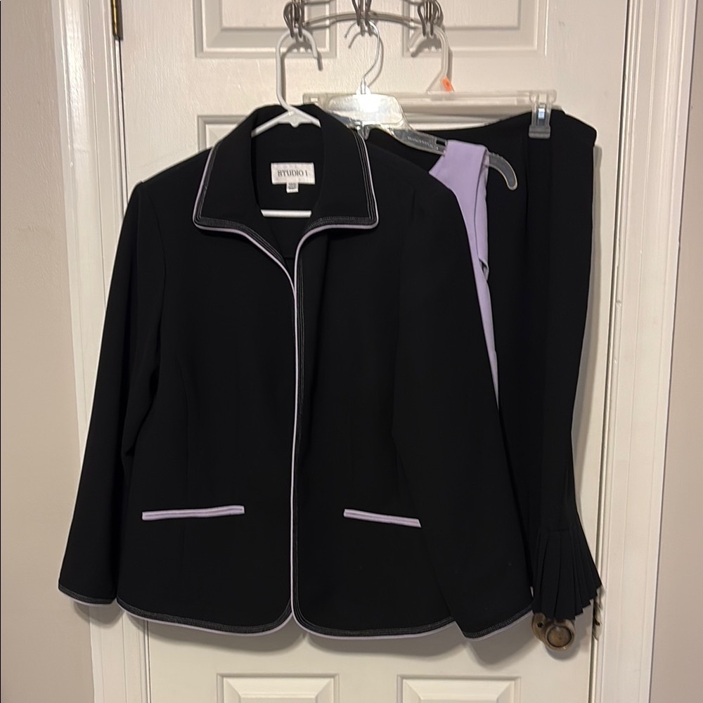 Studio I Black and Lavender Skirt Set